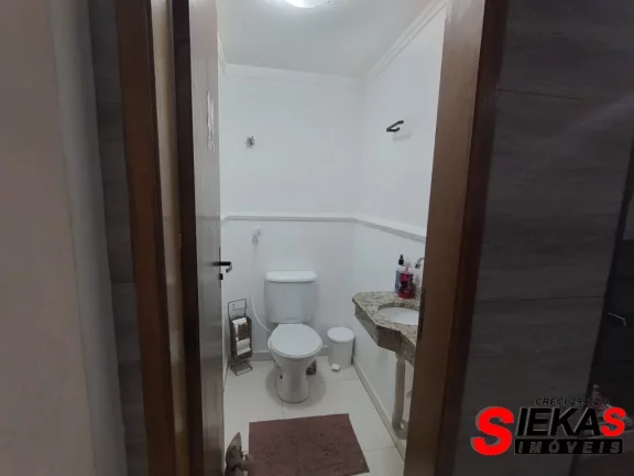 Imagem Imperdível casa à venda na Vila Ré, São Paulo-SP: 3 quartos, 1 suíte, 1 sala, 2 banheiros, 2 vagas, 70m²!