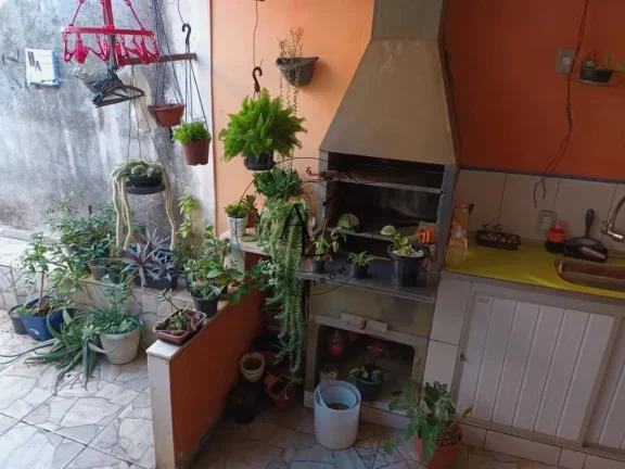 Imagem Casa Ampla com Quintal Espaçoso e Área de Lazer em Campinas!