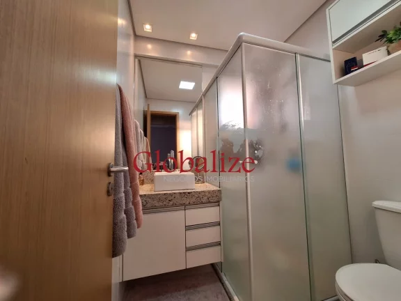 Imagem Apartamento 2 dormitórios (sendo 1 suíte) + 2 vagas de garagem e depósito.