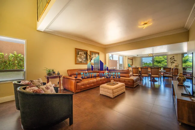 Imagem CASA COM CLASSE EM ESTILO, INTEGRADA COM ÓTIMO ACABAMENTO, NA GRANJA VIANA