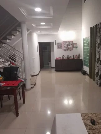 Imagem Sobrado com 4 dormitórios à venda, 250 m² por R$ 1.250.000,00 - Chácara Faggion - Suzano/SP
