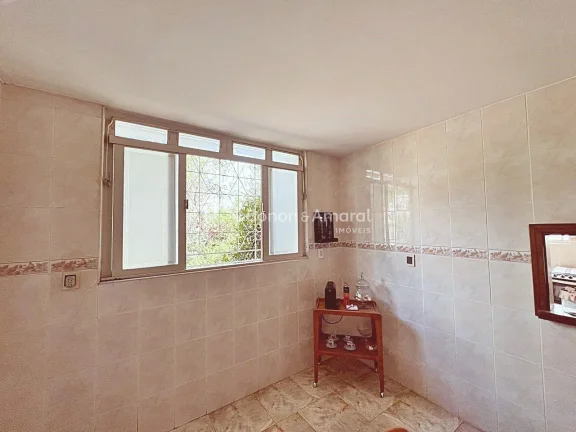 Imagem Casa de condominio a venda no bairro das Palmeiras em Campinas!!

Com 4 Dormitórios sendo 2 suítes...