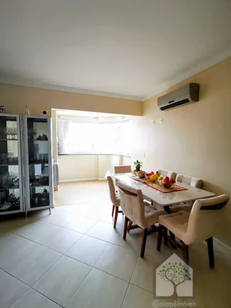 Imagem Apartamento 3 Dormitórios e 2 vagas no Centro