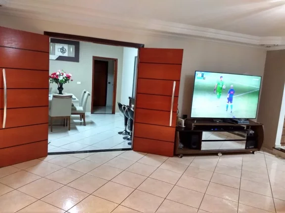 Imagem CASA TÉRREA COM PISCINA - ACEITA PERMUTAS - JARDIM PUCH - SUMARÉ