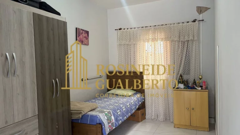 Imagem CASA COM 4 DORMITÓRIOS E 2 SUÍTES PRAIA MARTIM DE SÁ