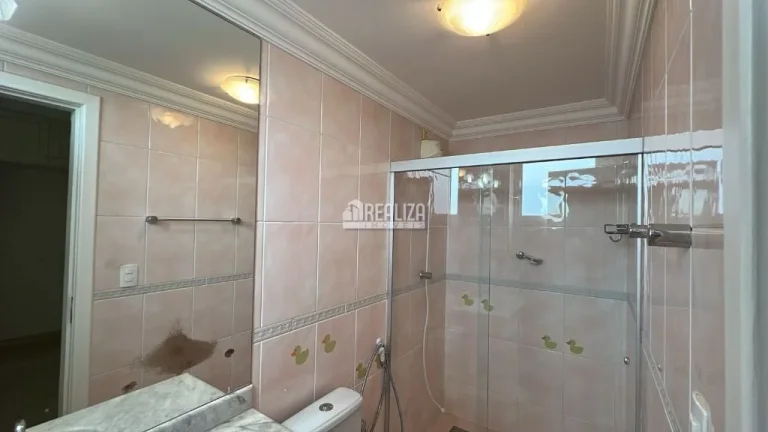 Imagem Apartamento com 3 suítes e área de lazer no bairro Mercês em Uberaba