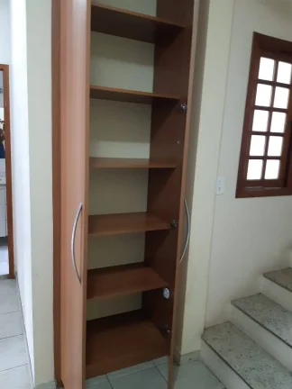 Imagem Casa Maravilhosa com 240 m² 4 Dormitorios sendo 2 Suítes Estuda Permuta