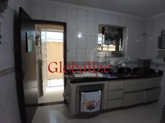 Imagem Apartamento térreo com 2 dormitórios com vaga de garagem no bairro Aparecida em Santos