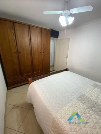 Imagem SANTO ANDRÉ Casa 200M², 3 dormitórios, varanda gourmet, 4 vagas de garagem, ótima localização e valor !!!