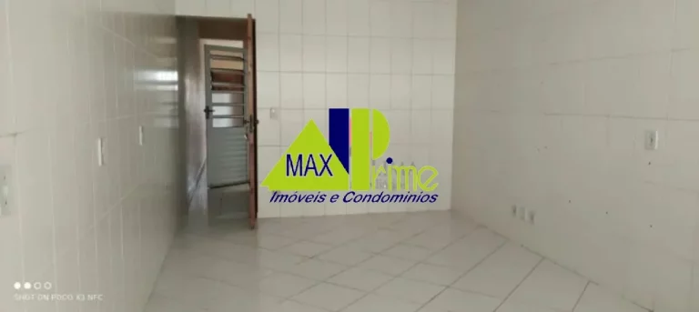 Imagem Casa para locação na Vila Marieta, São Paulo-SP: 3 quartos, 1 suíte, 2 salas, 3 banheiros, 4 vagas de garagem, 135m².