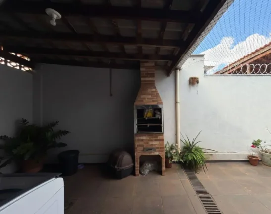 Imagem Casa térrea à venda no bairro Taveirópolis – excelente localização!