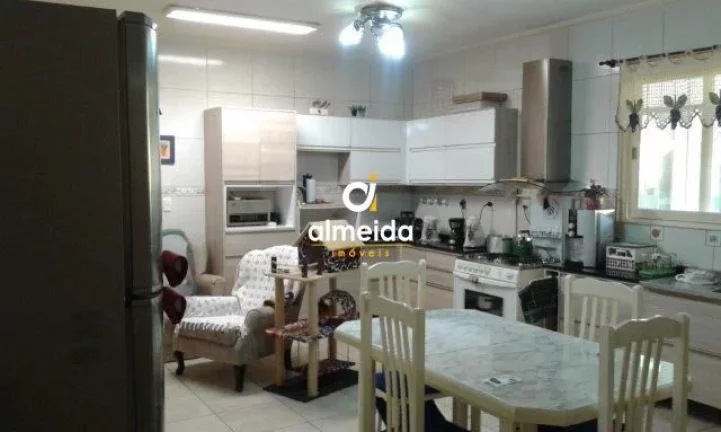 Imagem Casa 3 dormitórios à venda Nossa Senhora do Perpétuo Socorro Santa Maria/RS
