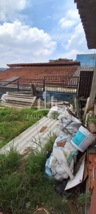 Imagem Terreno 250m², Escritura, Aclive com 2 casas antigas, 3 Vagas, no Início do Jardim Zaíra 2, Mauá-SP