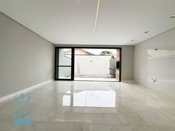 Imagem Maravilhoso Sobrado com 3 dormitórios à venda, 195 m² por R$ 990.000 - Capão da Imbuia - Curitiba/PR