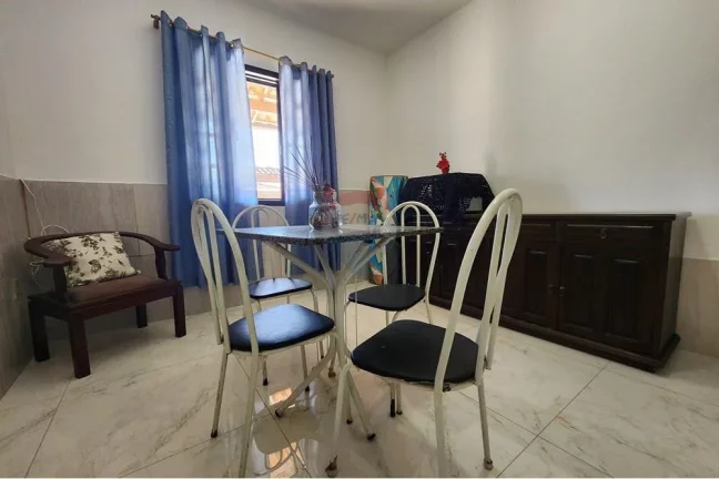 Imagem Casa linear dois quartos, 240m.
