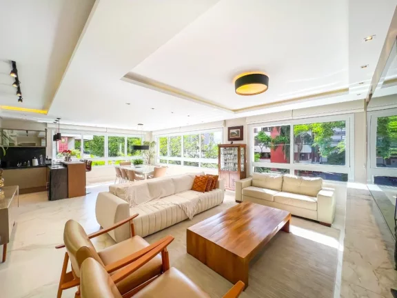 Apartamento com 3 Quartos à Venda, 171 m² em Petrópolis - Porto Alegre