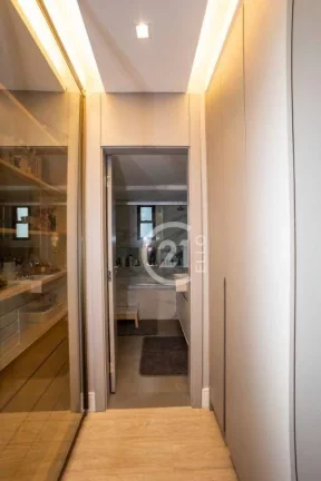 Imagem Itaim nobre, reformado, 4 suítes