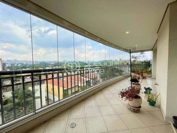 Imagem Apartamento com 261m² na Vila Nova Conceição. Living bem amplo e iluminado para dois ambientes, v...