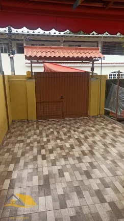 Imagem Vendo casa com 2 quartos no centro da Chácara do Paraíso