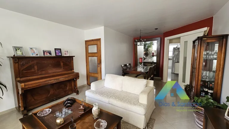 Imagem Apartamento alto padrão com 135m² em localização privilegiada na Estação de Metrô Moema/Zsul com 3 dormitórios, 1 suíte.