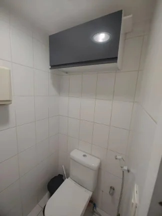 Imagem Sala Comercial na torre do Norte Shopping 45m2 toda reformada