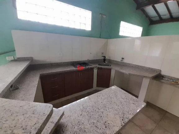 Imagem Sobrado para locação com 3 andares