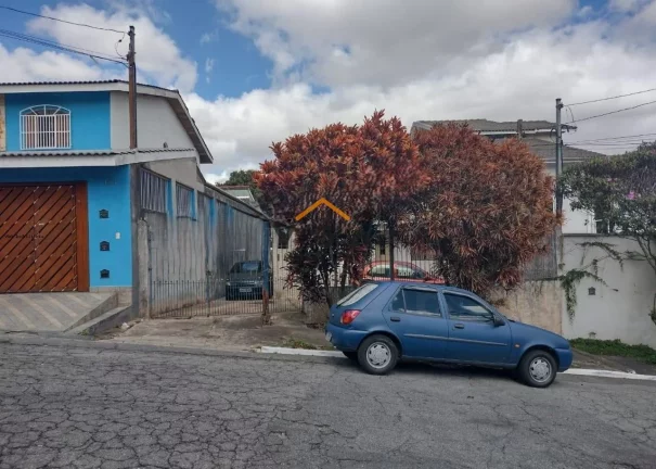 Imagem Casa para Venda em São Paulo, Vila Nhocune, 2 dormitórios, 1 banheiro, 3 vagas