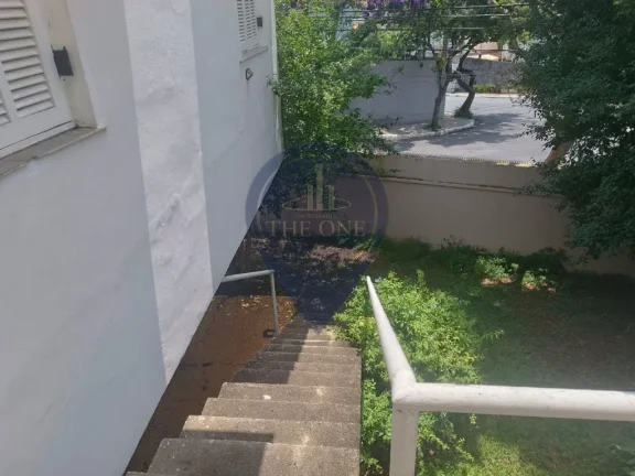 Imagem Imperdível Casa à Venda em São Paulo-SP, Jabaquara - 3 Quartos, 2 Salas, 2 Banheiros, 3 Vagas, 188m²