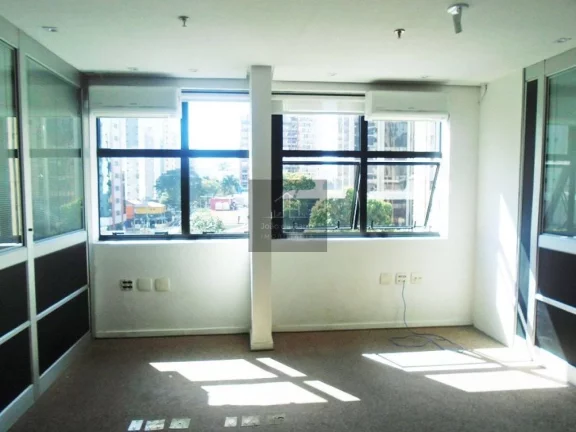 Imagem Sala Comercial com 112m² 2 conjuntos interligados