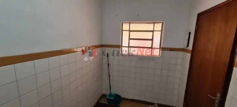 Imagem Casa Térrea à Venda ( preferência empresa/comércio ) no bairro Anchieta em São Bernardo