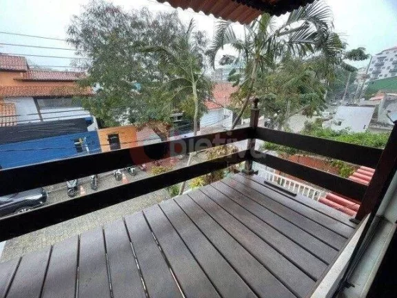 Imagem Casa com 10 dormitórios à venda, 240 m² por R$ 1.500.000,00 - Passagem - Cabo Frio/RJ