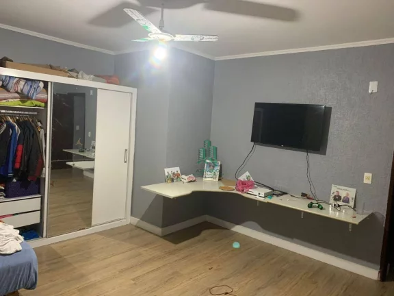 Imagem Sobrado com 3 dormitórios à venda, 352 m² por R$ 600.000,00 - Jardim Presidente Dutra - Guarulhos/SP