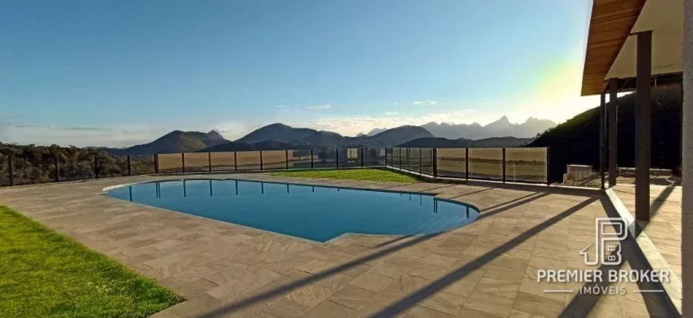 Imagem Terreno à venda, 324 m² por R$ 220.000,00 - Albuquerque - Teresópolis/RJ