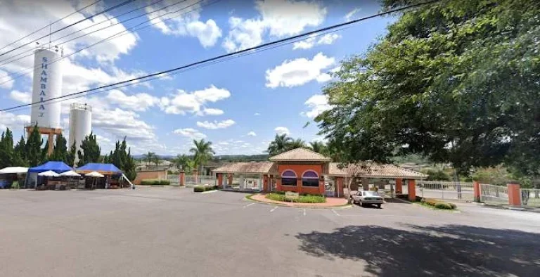 Imagem Casa de Alto Padrão no Condomínio Shambala II  Atibaia/SP