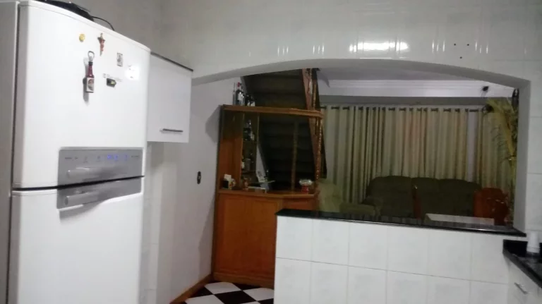 Imagem Sobrado com 3 dormitórios à venda, 308 m² por R$ 500.000,00 - Jardim Santa Helena - Poá/SP