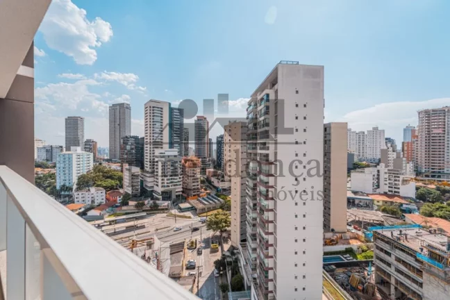 Imagem Apartamento Duplex com 111m² no Sumaré ao lado do metrô.