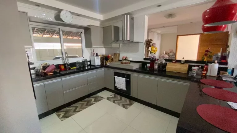 Imagem Casa com 4 dormitórios à venda, 206 m² por R$ 1.010.000,00 - Jardim Colorado - São José dos Campos/SP