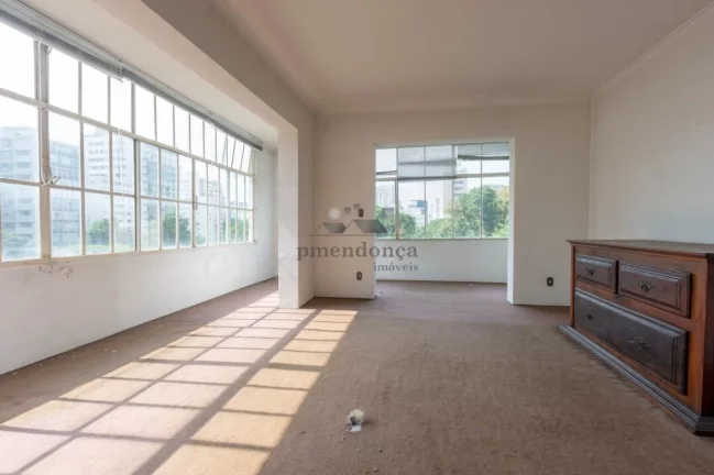 Imagem Apartamento 3 quartos, 1 vaga, 195 m²