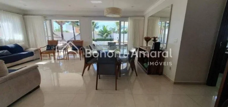Imagem Lindo e confortável sobrado, com projeto moderno. A residência possui piso térreo com Hall de ent...