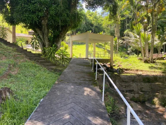 Imagem Vendo Fazenda Araruama município de Basilio com 350 cabeças de Gados