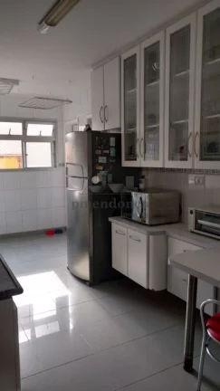 Imagem Apartamento em excelente estado de conservação. Amplo living para 2 ambientes, lavabo, 3 dormitór...