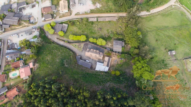 Imagem Lindo Sítio No Bairro Zé da Rosa - Campos do Jordão