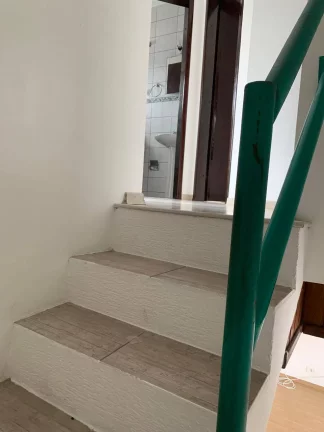 Imagem Sobrado no Boqueirão - Frente para Rua - R$530 mil