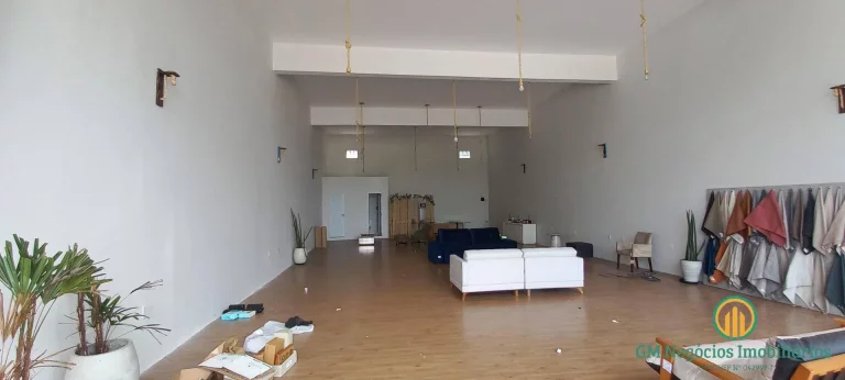 Imagem Salao comercial frente p Raposo 185m2 porta de aço eletrica, oportunidade!