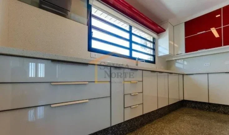 Imagem OPORTUNIDADE!!!!!
Cobertura, 3 dormitórios, sendo 3 suítes, closet, terraço, sala de jantar/estar...