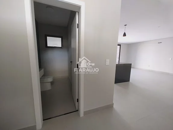 Imagem Casa em condomínio fechado à em Sorocaba-SP! Casa nova com 3 suítes, piscina e área gourmet