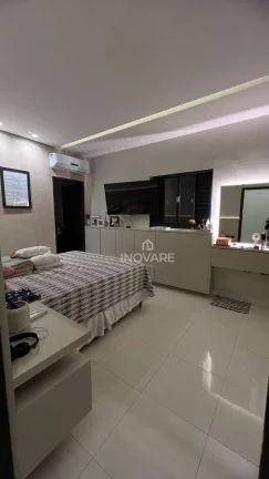 Imagem Casa com 3 dormitórios à venda, 225 m² por R$ 850.000,00 - Jardim Leonora Ll - Itumbiara/GO