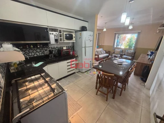 Imagem Casa com 4 dormitórios à venda, 160 m² por R$ 990.000,00 - Ogiva - Cabo Frio/RJ