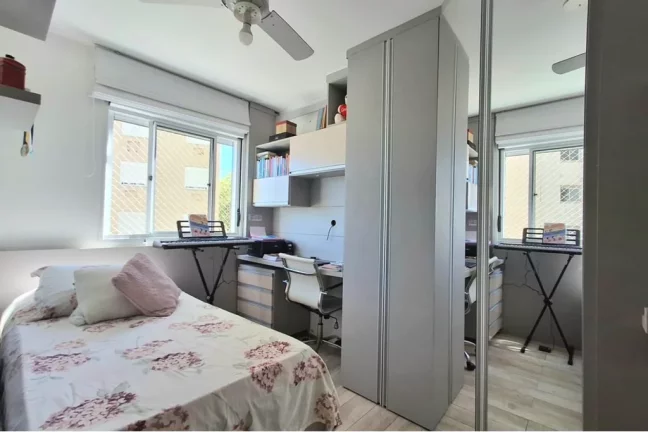 Imagem Apartamento à venda em Porto Alegre, Jardim Carvalho, com 3 quartos, 68m²