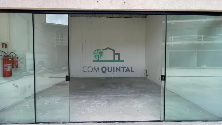 Loja para Alugar, 36 m² em Granja Viana - Cotia